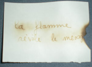 Messages Cachés arton93-2c9