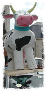 Un déguisement en papier mâché Char de parade