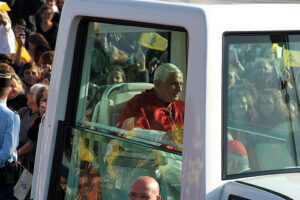 Message du Pape aux jeunes arton796-5c3