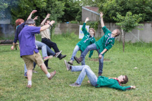 Tenir en équilibre arton761-1f4