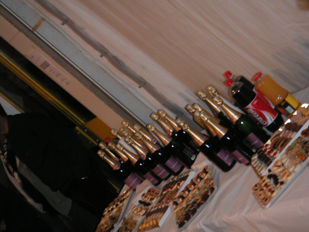 ag2003-012.jpg