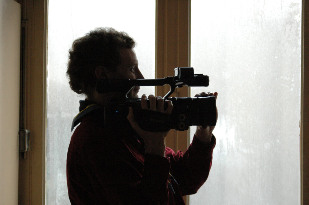 ag2005-001.jpg