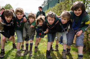 Trouver un nom d'équipe arton2246-88c