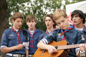 Les scouts adorent chanter arton5314-0e7