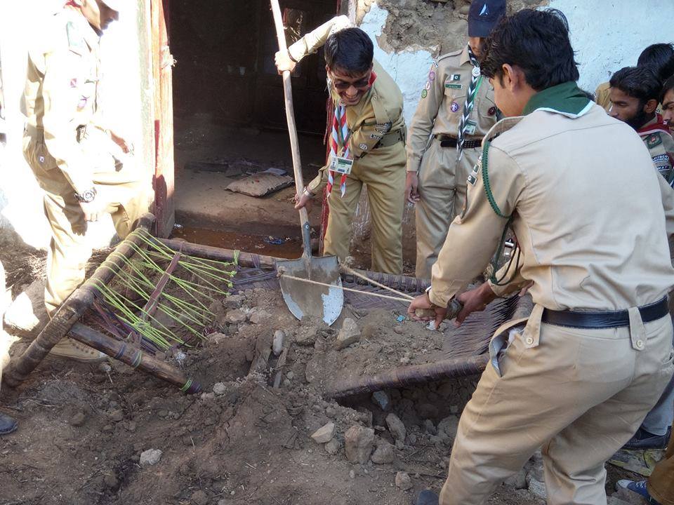 Pakistan : les scouts se mobilisent auprès des victimes du séisme