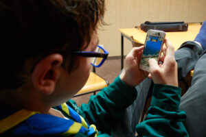 Les enjeux éducatifs des réseaux sociaux arton6774-a2e